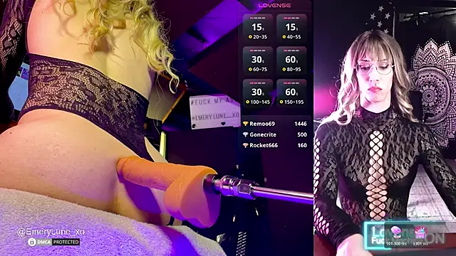 EmeryLune xo online show from December 4, 5:17 am