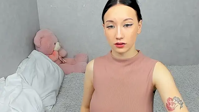 EileenMoores online show from February 25, 2:50 pm