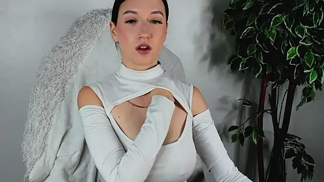 Snapshot of EileenMoores chatting on September 28, 6:42 am EileenMoores online show from September 28, 6:42 am