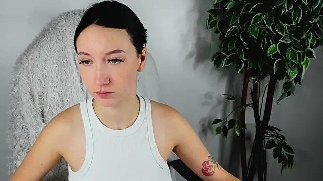 Snapshot of EileenMoores chatting on October 1, 12:09 pm EileenMoores online show from October 1, 12:09 pm