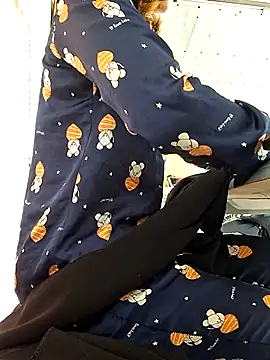 Snapshot of irina_hana chatting on November 25, 12:44 am irina hana online show from November 25, 12:44 am