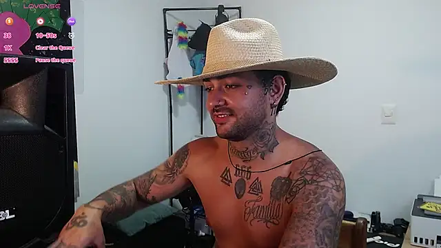 nicolastorres99 online show from December 19, 4:05 am