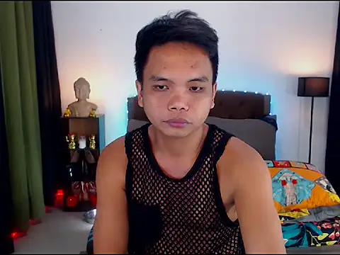 Snapshot of XExtraServiceManX chatting on October 14, 9:10 am XExtraServiceManX online show from October 14, 9:10 am