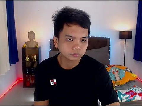 Snapshot of XExtraServiceManX chatting on October 28, 7:35 pm XExtraServiceManX online show from October 28, 7:35 pm