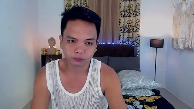 Snapshot of XExtraServiceManX chatting on September 28, 1:18 pm XExtraServiceManX online show from September 28, 1:18 pm