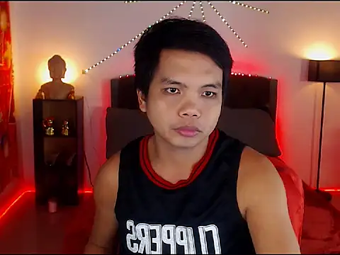 XExtraServiceManX online show from December 18, 1:48 pm