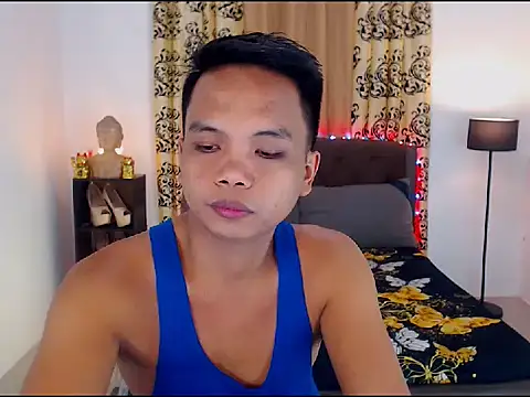 Snapshot of XExtraServiceManX chatting on September 22, 12:33 pm XExtraServiceManX online show from September 22, 12:33 pm