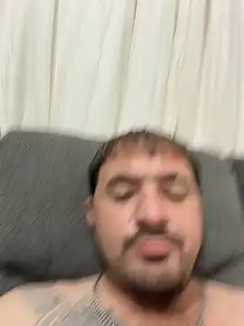 Snapshot of rodaisy chatting on December 16, 1:43 am rodaisy online show from December 16, 1:43 am