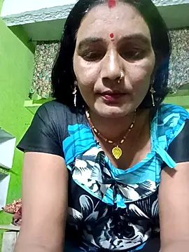 ZIVAA online show from April 4, 3:51 pm