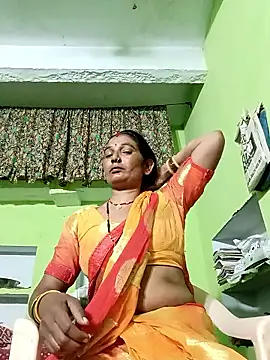 Snapshot of ZIVAA chatting on June 10, 9:21 am ZIVAA online show from June 10, 9:21 am