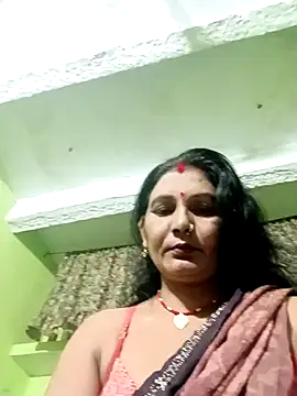 Snapshot of ZIVAA chatting on July 8, 4:02 am ZIVAA online show from July 8, 4:02 am