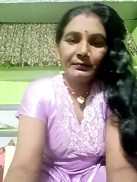 Snapshot of ZIVAA chatting on June 24, 6:39 pm ZIVAA online show from June 24, 6:39 pm