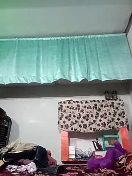 ZIVAA online show from April 15, 5:17 pm