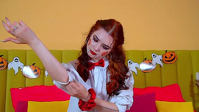 Snapshot of MelissaMays chatting on October 31, 6:48 pm MelissaMays online show from October 31, 6:48 pm