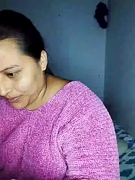 Snapshot of yelezia chatting on October 18, 4:14 am yelezia online show from October 18, 4:14 am