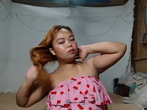 Snapshot of Hajaima chatting on December 3, 4:46 am Hajaima online show from December 3, 4:46 am