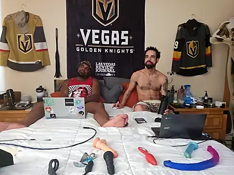 Snapshot of Str8ishVegasGuy chatting on September 8, 5:01 pm Str8ishVegasGuy online show from September 8, 5:01 pm