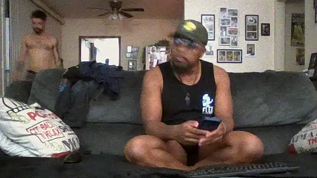 Snapshot of Str8ishVegasGuy chatting on October 2, 10:29 am Str8ishVegasGuy online show from October 2, 10:29 am