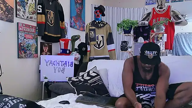 Str8ishVegasGuy online show from October 21, 8:41 pm