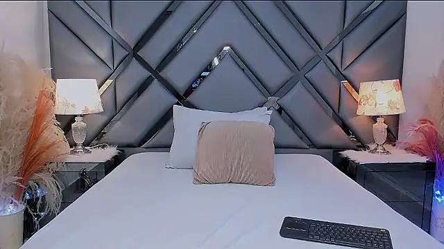 Alisson Milf online show from January 9, 12:50 am