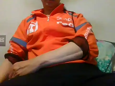 leanhtung123 online show from November 7, 1:37 pm