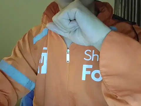 leanhtung123 online show from April 16, 2:40 pm