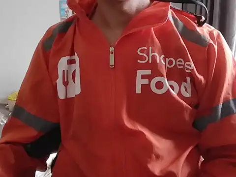 leanhtung123 online show from April 21, 11:11 pm