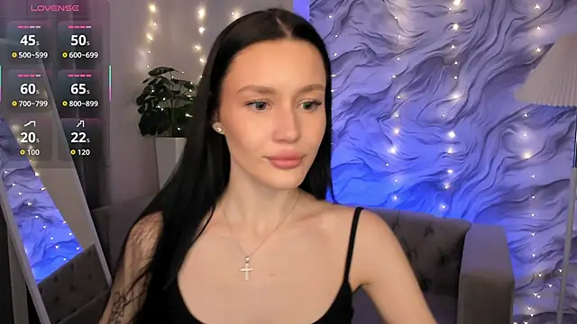 Snapshot of Aria_Mila chatting on January 12, 11:28 am Aria Mila online show from January 12, 11:28 am