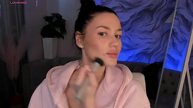 Aria Mila online show from March 18, 2:48 am