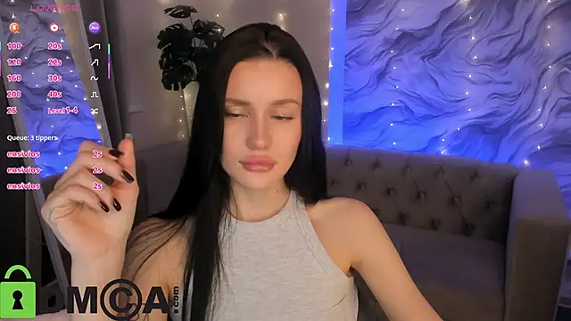 Snapshot of Aria_Mila chatting on January 19, 11:58 am Aria Mila online show from January 19, 11:58 am