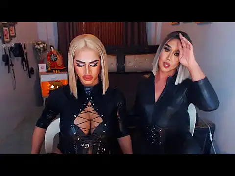 MystiqueQueen online show from September 14, 4:02 am