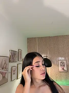 Natti london online show from March 18, 5:32 am