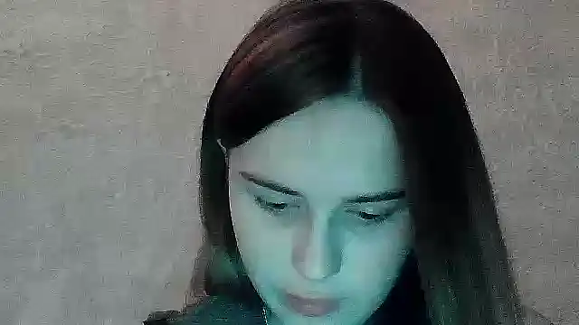 Snapshot of SweetLoraa chatting on November 17, 4:22 pm SweetLoraa online show from November 17, 4:22 pm