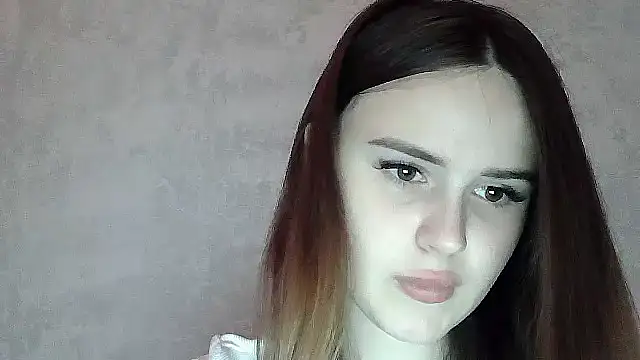 SweetLoraa online show from May 18, 3:28 pm