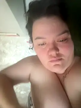 Snapshot of SunnyLeila2101 chatting on September 20, 4:06 am SunnyLeila2101 online show from September 20, 4:06 am