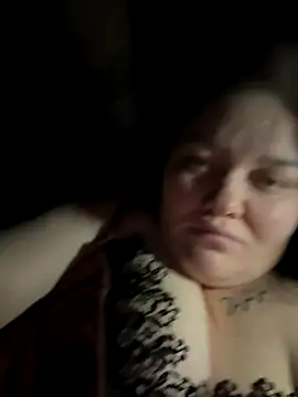 SunnyLeila2101 online show from December 2, 9:05 pm