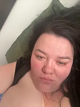 SunnyLeila2101 online show from November 5, 5:43 am