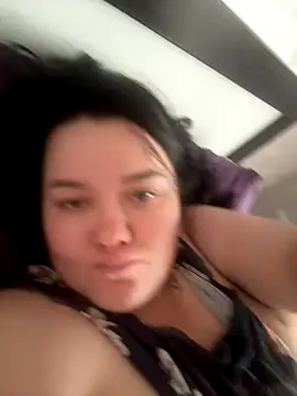 SunnyLeila2101 online show from November 12, 7:45 am