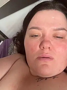 SunnyLeila2101 online show from February 18, 11:06 am