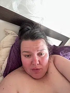 SunnyLeila2101 online show from May 7, 11:57 am
