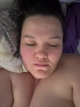 SunnyLeila2101 online show from May 10, 10:00 pm