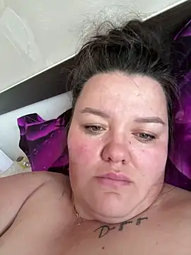 SunnyLeila2101 online show from May 15, 3:37 am