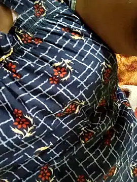 Snapshot of Tamilreethu chatting on October 10, 8:26 am Tamilreethu online show from October 10, 8:26 am