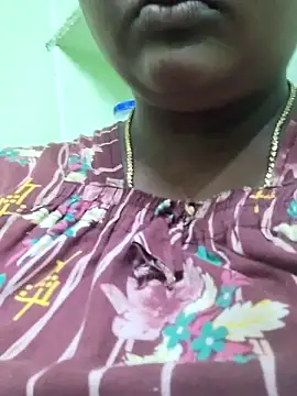 Snapshot of Tamilreethu chatting on November 1, 5:07 pm Tamilreethu online show from November 1, 5:07 pm