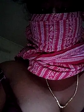 Snapshot of Tamilreethu chatting on October 26, 8:09 pm Tamilreethu online show from October 26, 8:09 pm