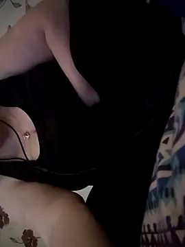 itsCuteTits online show from November 6, 12:53 pm