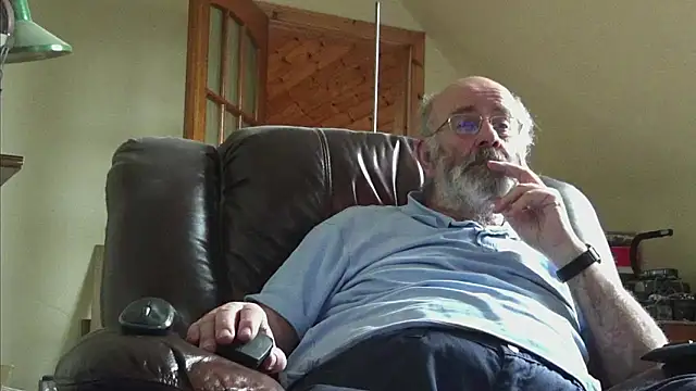 janzer13 online show from February 14, 1:33 pm