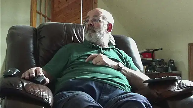 janzer13 online show from April 10, 1:40 pm