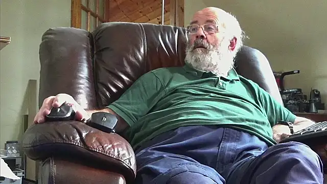 janzer13 online show from February 8, 2:04 pm