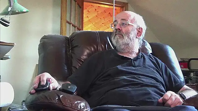 janzer13 online show from November 25, 2:39 pm